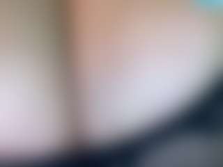 thickfreakylatina's Live Sex Cam Show
