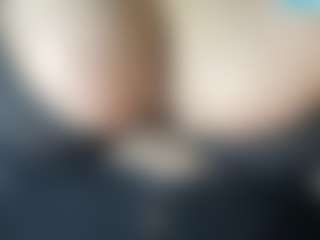 thickfreakylatina's Live Sex Cam Show