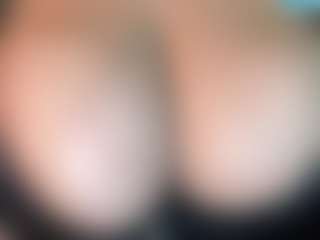 Live cam show with thickfreakylatina - BBW on livesexfox.com