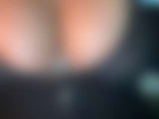 thickfreakylatina's Live Sex Cam Show