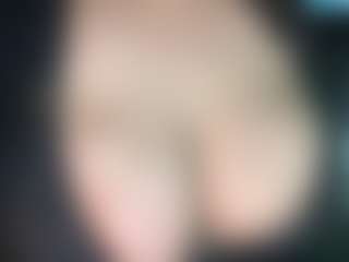 thickfreakylatina's Live Sex Cam Show