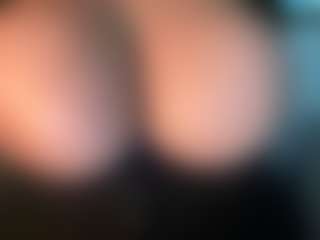 thickfreakylatina's Live Sex Cam Show