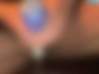 thickfreakylatina's Live Sex Cam Show