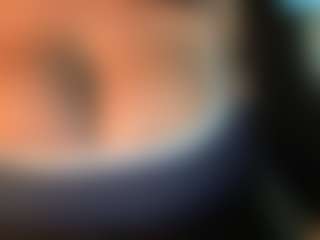 thickfreakylatina's Live Sex Cam Show