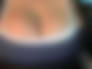 thickfreakylatina's Live Sex Cam Show