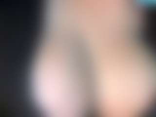 thickfreakylatina's Live Sex Cam Show