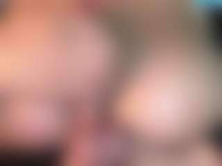 thickfreakylatina's Live Sex Cam Show