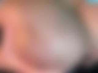 thickfreakylatina's Live Sex Cam Show