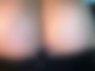 thickfreakylatina's Live Sex Cam Show