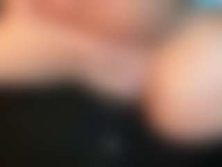 thickfreakylatina's Live Sex Cam Show