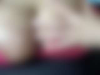 thickfreakylatina's Live Sex Cam Show