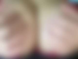thickfreakylatina's Live Sex Cam Show
