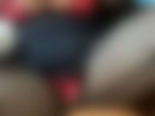 thickfreakylatina's Live Sex Cam Show