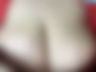 thickfreakylatina's Live Sex Cam Show