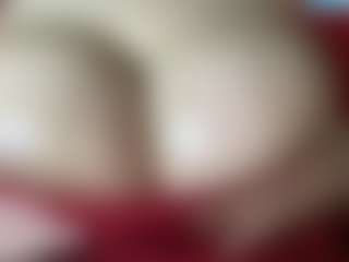 thickfreakylatina's Live Sex Cam Show