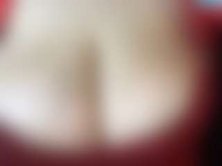 thickfreakylatina's Live Sex Cam Show