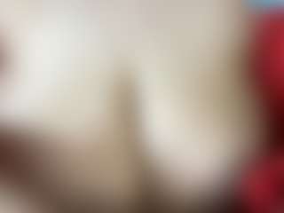 thickfreakylatina's Live Sex Cam Show