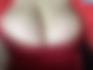 thickfreakylatina's Live Sex Cam Show