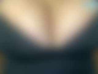 thickfreakylatina's Live Sex Cam Show