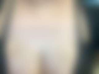 thickfreakylatina's Live Sex Cam Show