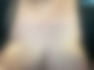thickfreakylatina's Live Sex Cam Show