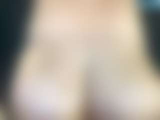 Live cam show with thickfreakylatina - Blowjob on Dolls Live