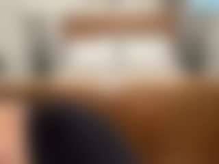 thickfreakylatina's Live Sex Cam Show