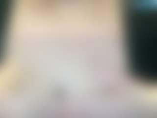 thickfreakylatina's Live Sex Cam Show