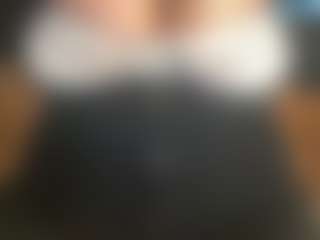 thickfreakylatina's Live Sex Cam Show