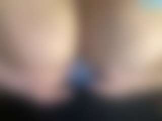 thickfreakylatina's Live Sex Cam Show