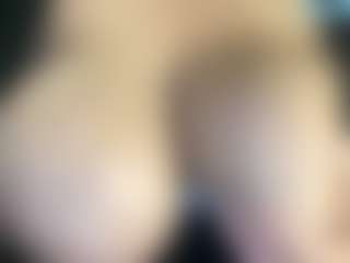 thickfreakylatina's Live Sex Cam Show