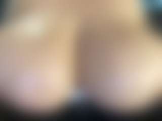 thickfreakylatina's Live Sex Cam Show