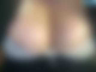 thickfreakylatina's Live Sex Cam Show