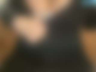 thickfreakylatina's Live Sex Cam Show