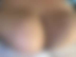 thickfreakylatina's Live Sex Cam Show