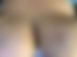 thickfreakylatina's Live Sex Cam Show