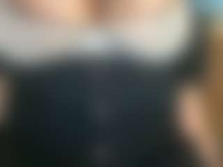 thickfreakylatina's Live Sex Cam Show