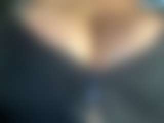 thickfreakylatina's Live Sex Cam Show