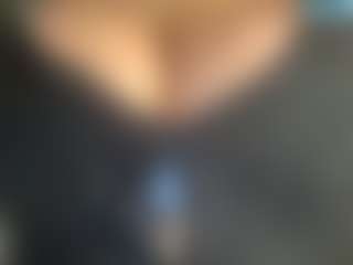 thickfreakylatina's Live Sex Cam Show