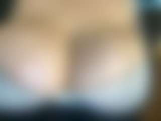 thickfreakylatina's Live Sex Cam Show