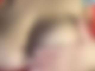 thickfreakylatina's Live Sex Cam Show