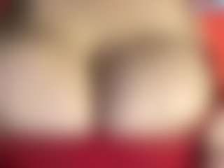 thickfreakylatina's Live Sex Cam Show