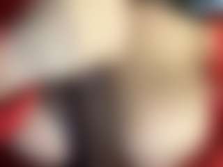 thickfreakylatina's Live Sex Cam Show