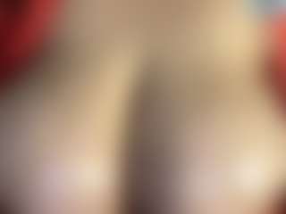 thickfreakylatina's Live Sex Cam Show
