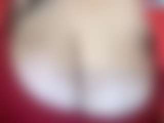 thickfreakylatina's Live Sex Cam Show