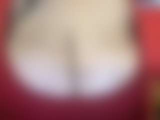 thickfreakylatina's Live Sex Cam Show