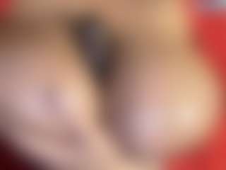 thickfreakylatina's Live Sex Cam Show