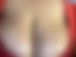 thickfreakylatina's Live Sex Cam Show