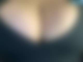 thickfreakylatina's Live Sex Cam Show