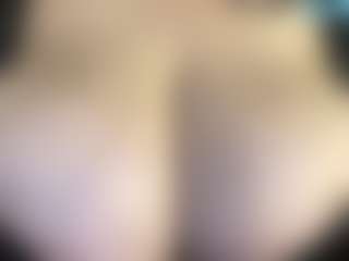 thickfreakylatina's Live Sex Cam Show